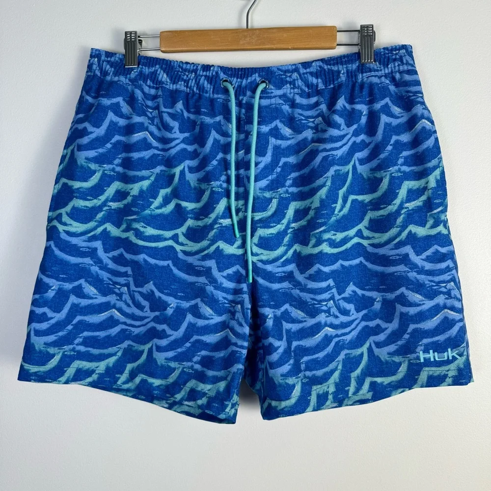 Huk Wave Volley 5.5” Inseam Swim Trunks Shorts Board Sz XL Blue Fishing Outdoors